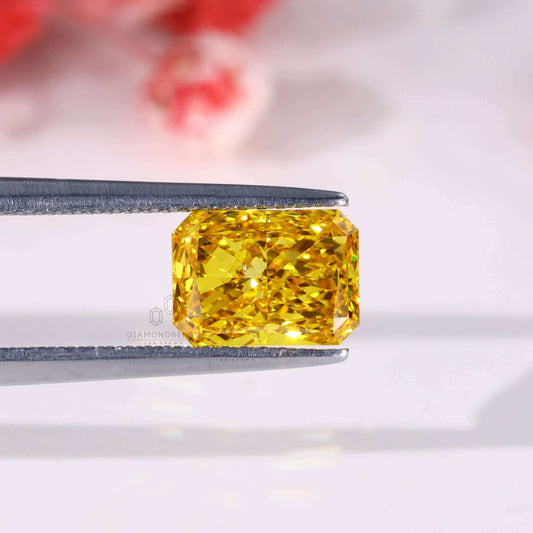 Radiant Cut Loose Lab Grown Diamond, Fancy Vivid Yellow Diamond