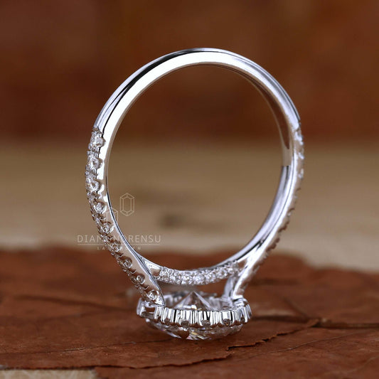 1 Carat Oval Diamond Ring with Sparkling Halo Design