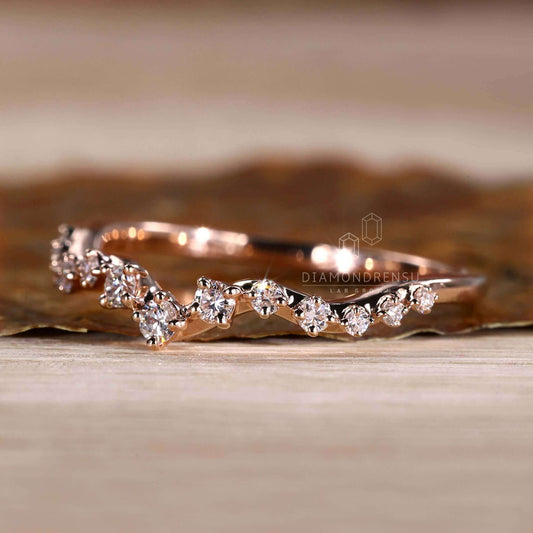 Tiara Lab Grown Diamond Wedding Band