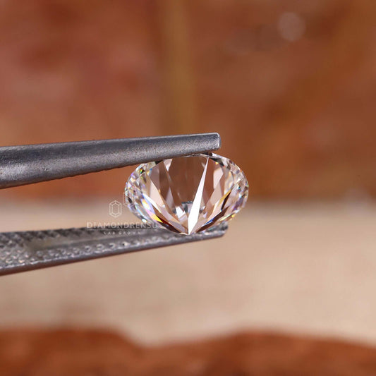 2 Carat Round Lab Created Diamond with IGI Certification