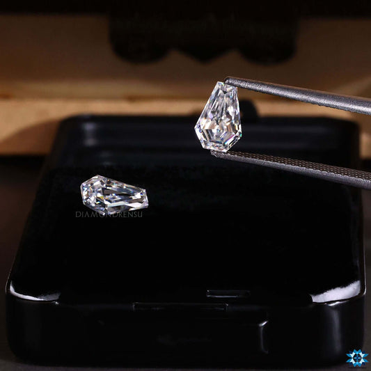 Antique 0.50 to 4.0 TCW Coffin Cut Colorless Best Pair Moissanite