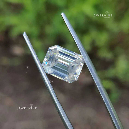 2.79 CT Classic Emerald Step Cut Near Colorless Loose Moissanite