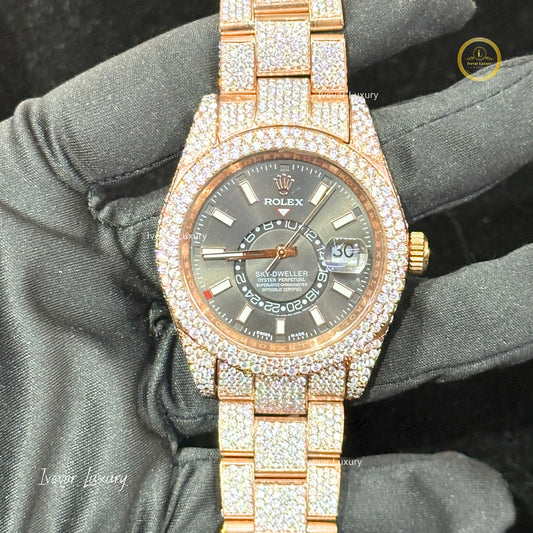 Luxury Full Iced Out Moissanite Diamond Watch for Men by Ivevar